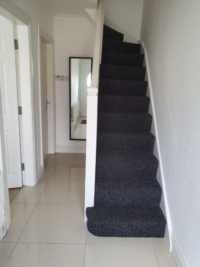 Villa Broadway Belfast Exterior foto
